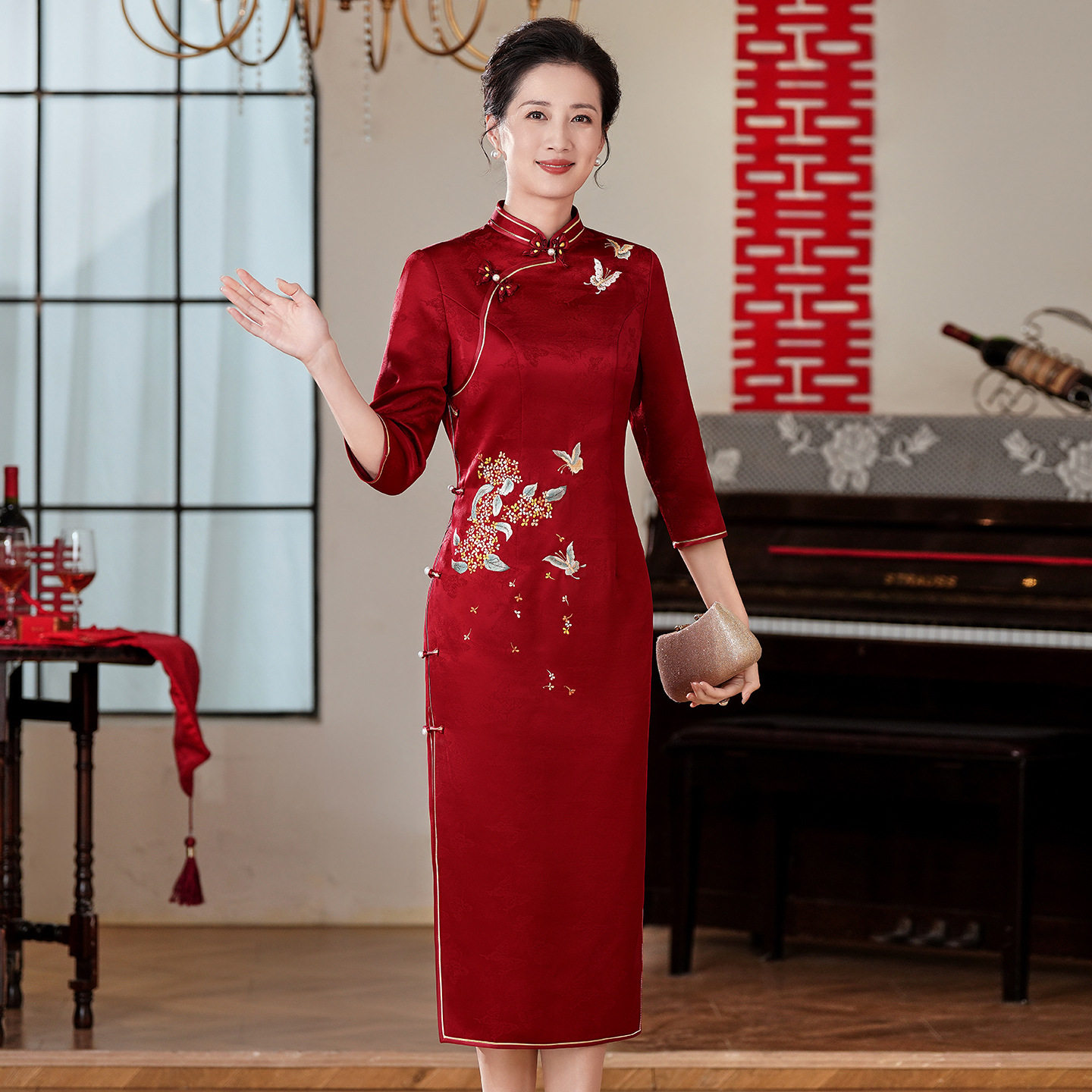 婚礼妈妈旗袍2025秋冬新款绣花蝴蝶高端连衣裙婚宴喜婆婆装 60727