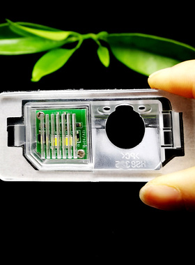 清货适用10-16宝马3系5X5X6X3X4XLED灯一体牌照灯改装摄像头支架