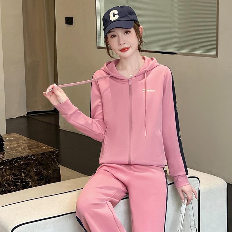 高档运动套装女春秋时尚洋减龄连宽帽瘦4-98961卫衣松显休闲服两