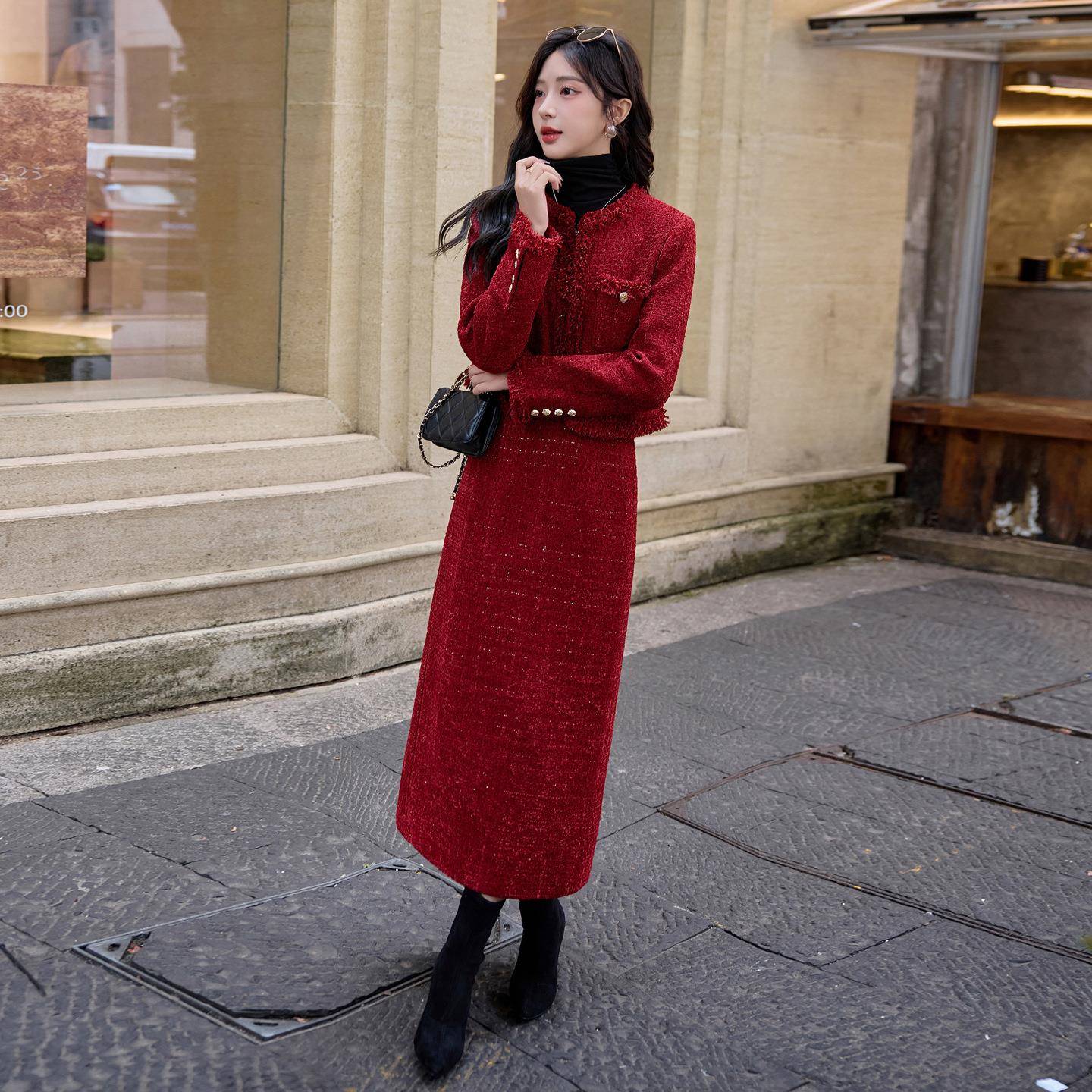 2025秋冬时尚圆领小风香YJ8669-0气质外套修身显J瘦半身裙两件套