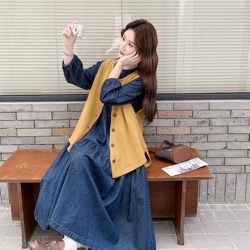 蓝色连衣裙女秋新季2休025韩款版宽C182-T85松显瘦闲减龄马甲中长