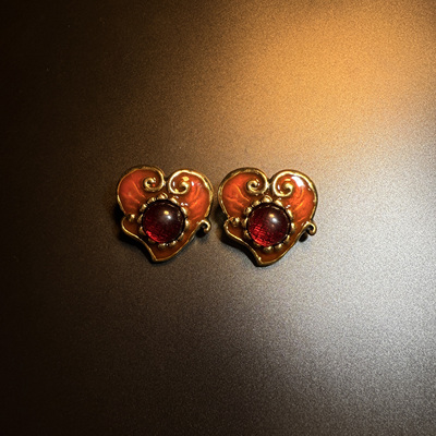 开花的橄榄 Vintage古着 Garnet Cloud红色爱心耳钉 耳环 耳饰