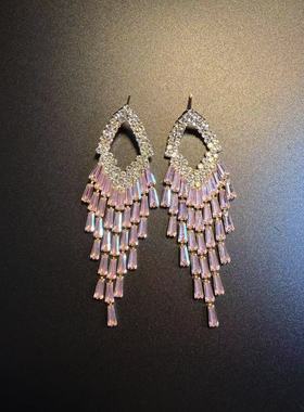 开花的橄榄 Vintage古着 Chic Pink Tassels粉色流苏耳环 耳饰