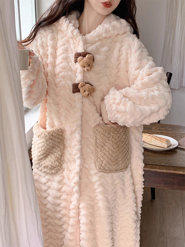 睡袍女秋冬季珊瑚绒加厚加绒保暖连帽法兰绒浴袍加长款睡衣家居服