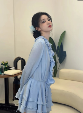 王楚然同款蓝色荷叶边V领连衣裙女法式气质长袖雪纺蛋糕短裙夏