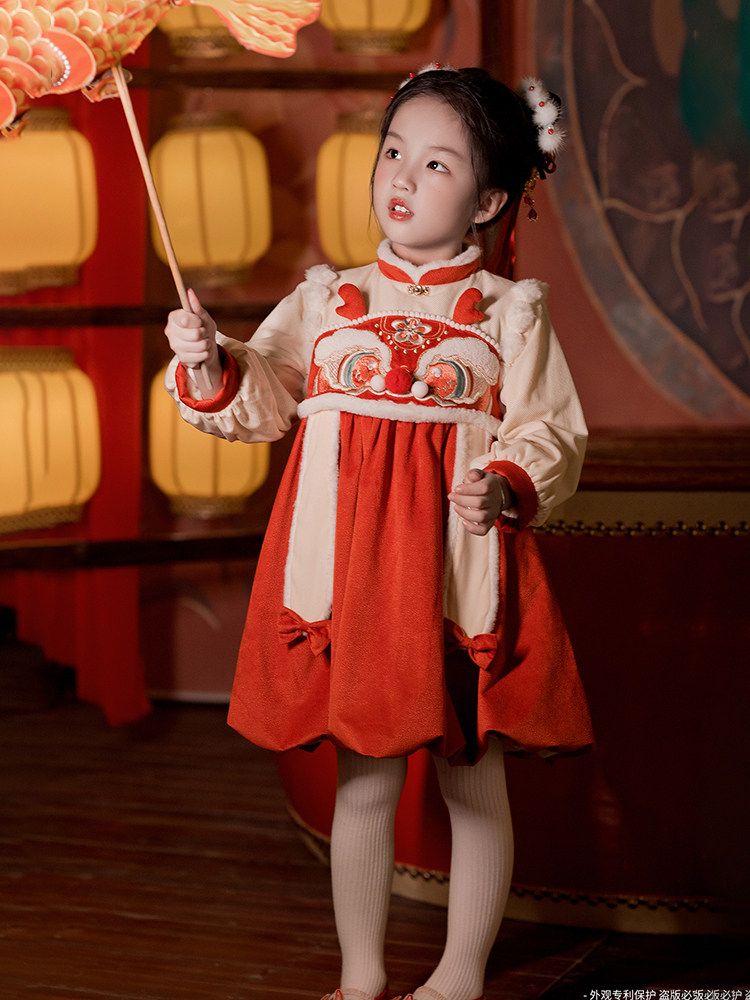 筱云楼女童汉服拜年服加绒襦裙