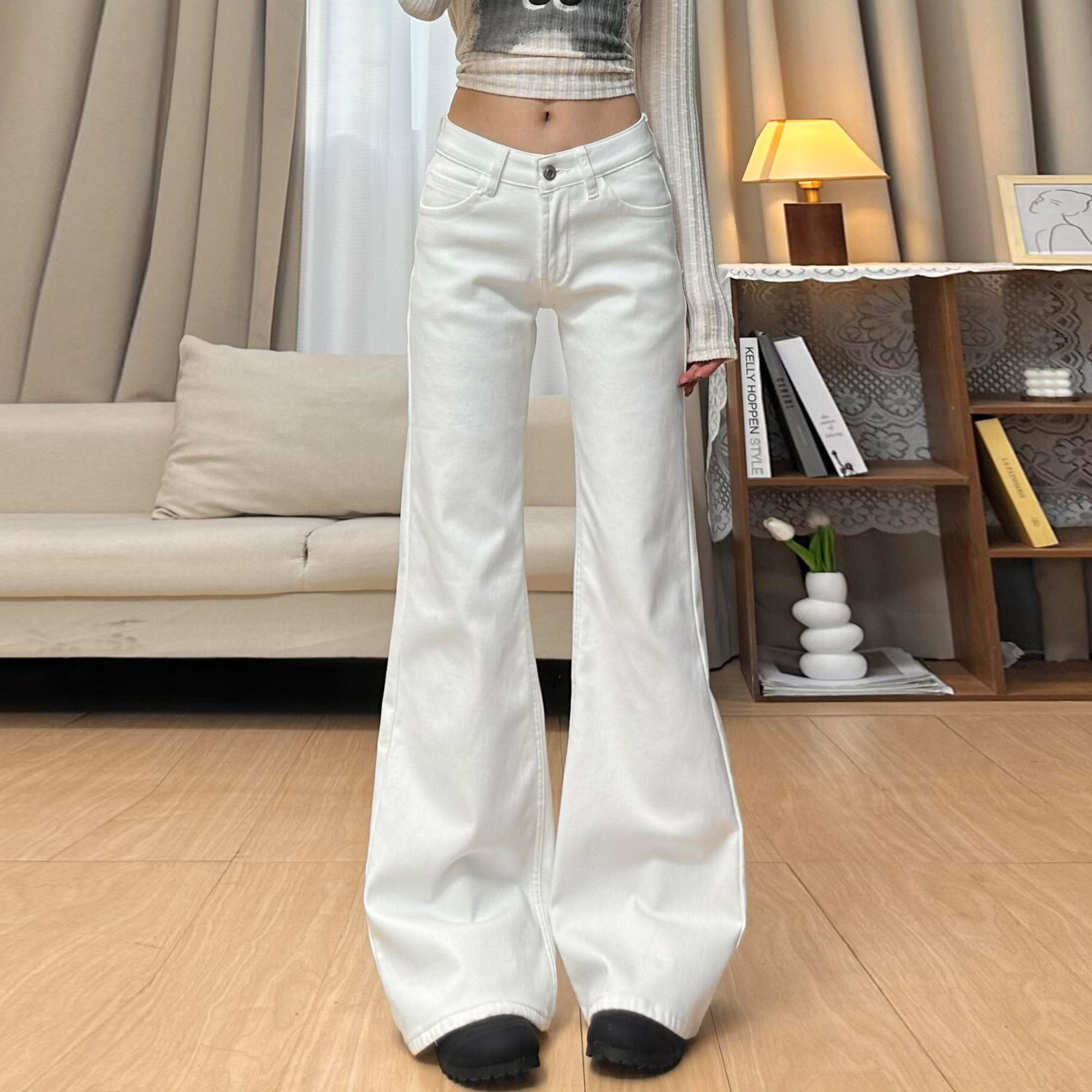 加绒加厚低腰微喇白色牛仔裤女