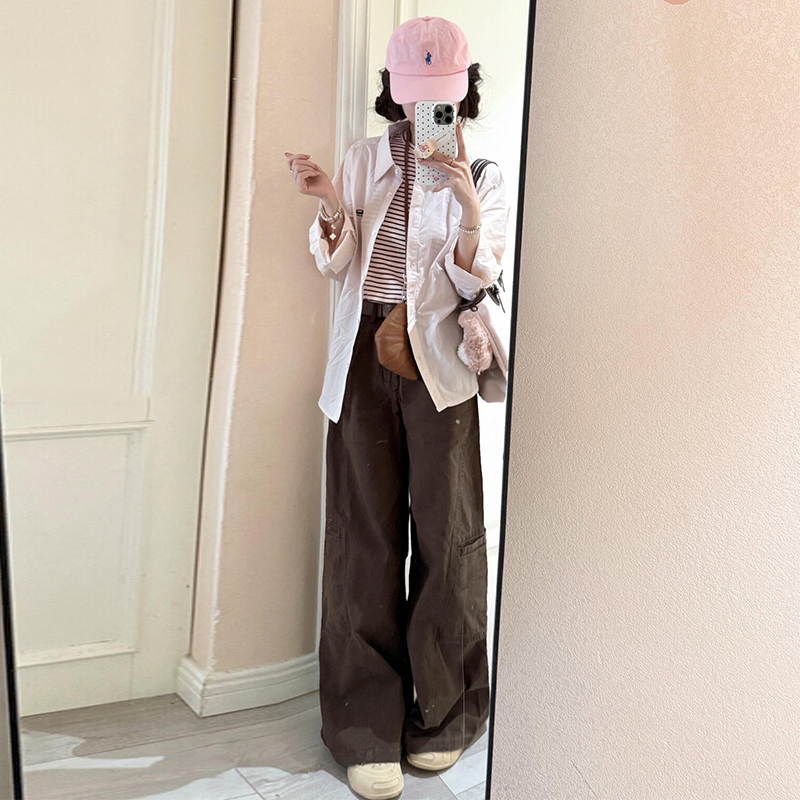 咖啡色工装阔腿牛仔裤女