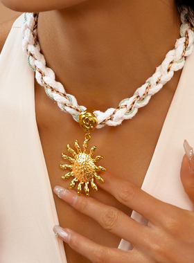 夏季佩戴项链波西米亚编织太阳花吊坠锁骨链夸张小众配饰新款高级