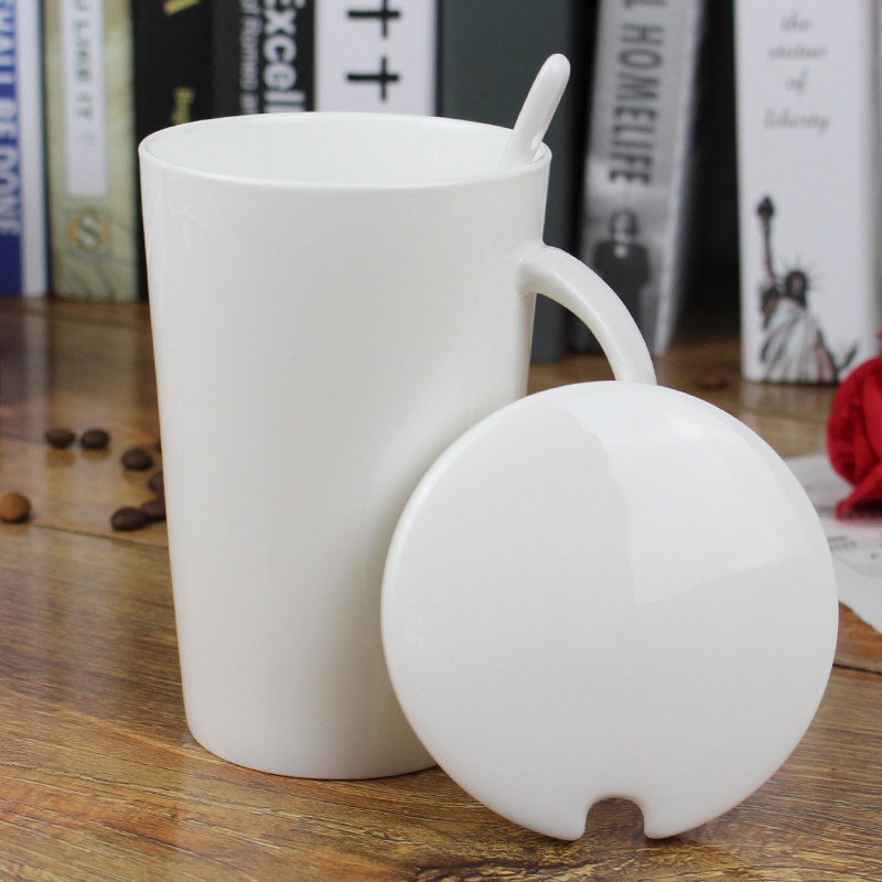 创意骨瓷杯子马克杯陶瓷水杯带盖勺咖啡杯牛奶杯情侣杯 杯子陶瓷