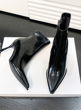 尖头高跟短靴女细跟拉链黑色靴子气质秋冬皮靴百搭2025新款瘦瘦靴