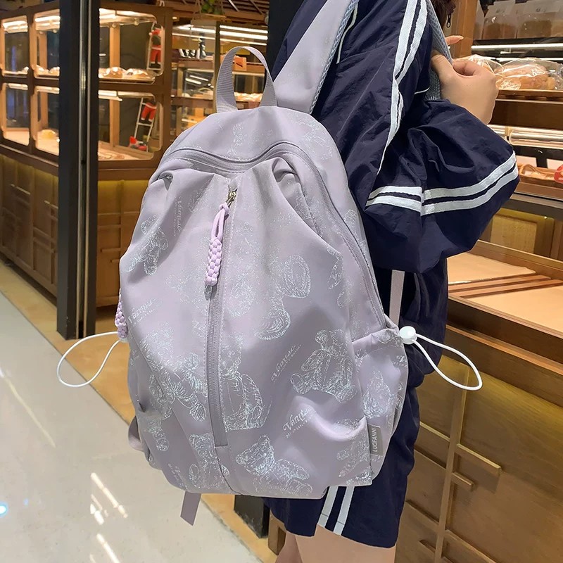 轻便可爱小熊书包女孩出游旅行超轻防水双肩包户外运动爬山小背包