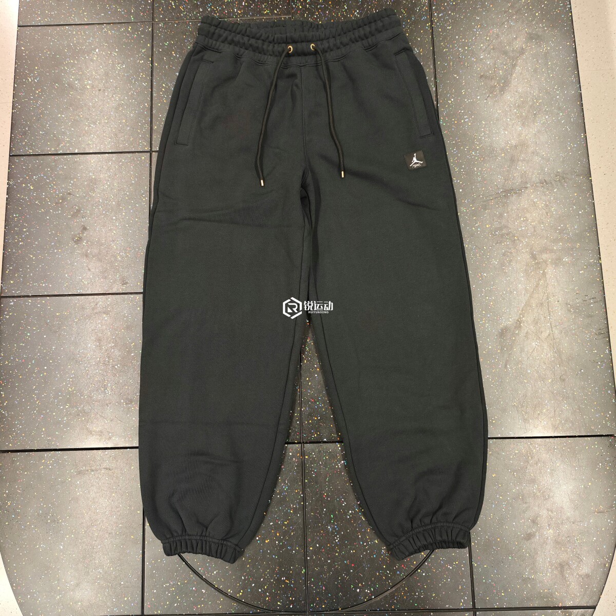 Nike/耐克 女子AJ收脚运动休闲针织加绒秋冬宽松长裤FB5114-010