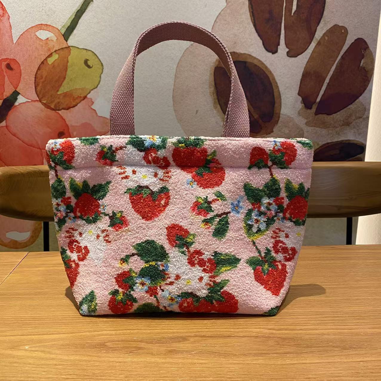 FL手提包hellokitty草莓收纳