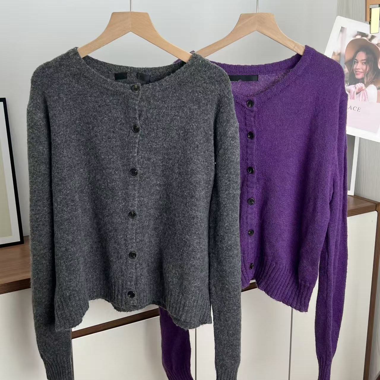 明星同款！巨显白！G1699＋ 慵懒风时尚百搭单排扣长袖针织开衫女