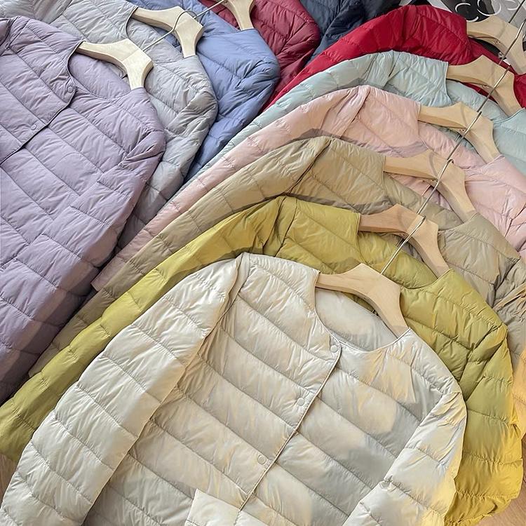 简约百搭短款圆领羽绒服