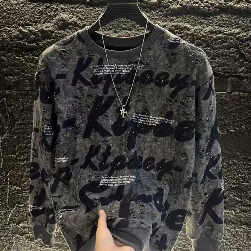 VOGUE男士破洞亮片卫衣时尚潮流