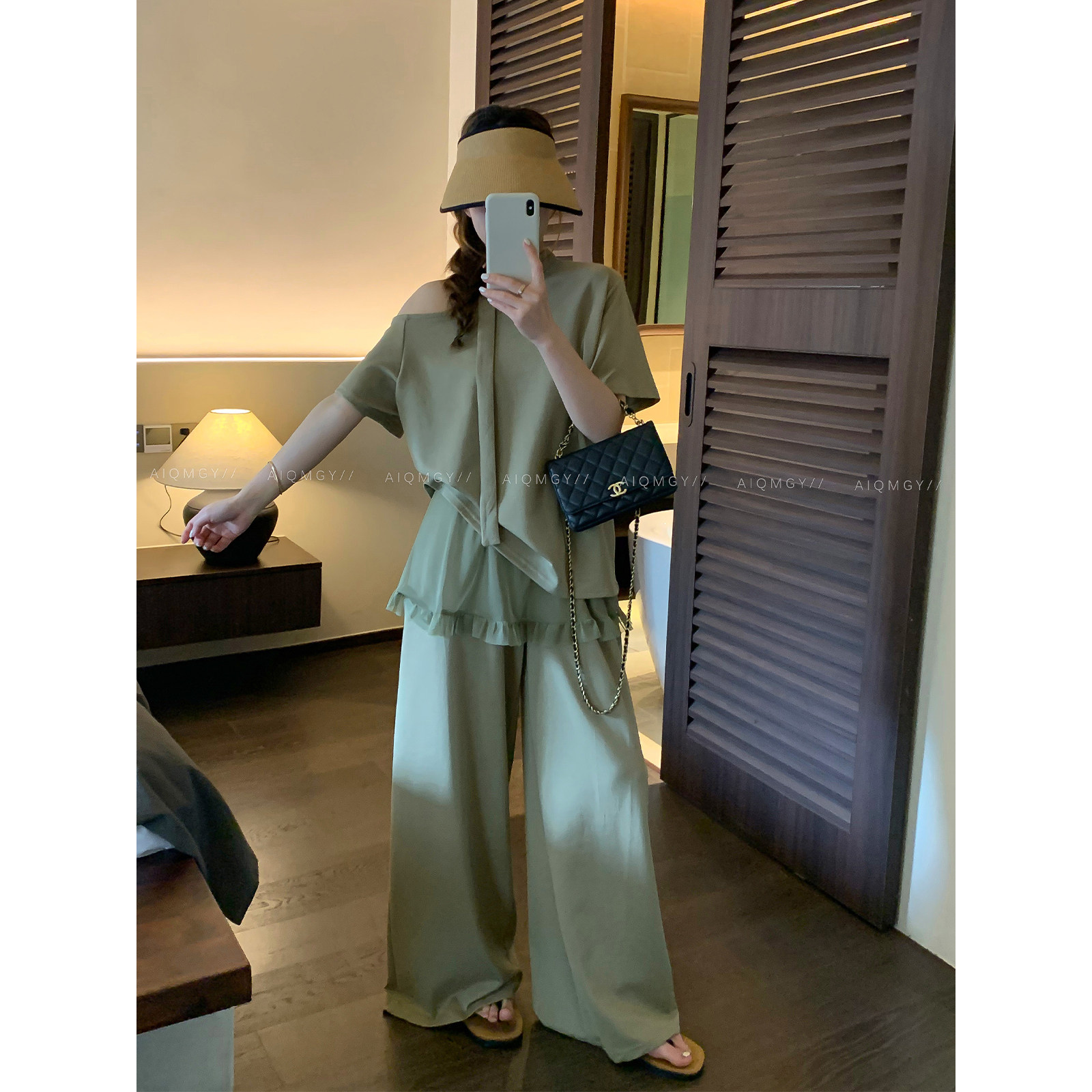 爱情魔鬼鱼 设计感套装女2026夏季新款飘带斜领T恤阔腿长裤两件套