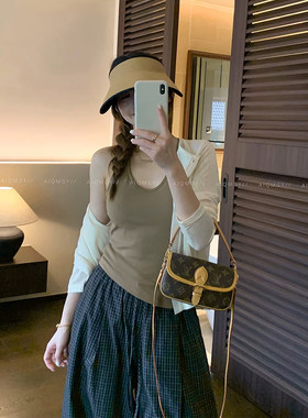 爱情魔鬼鱼 纯色美背带胸垫工字吊带背心女2026夏季修身内搭上衣