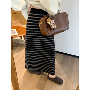 高腰显瘦气质长裙 新款 爱情魔鬼鱼 复古条纹直筒半身裙女2025冬季