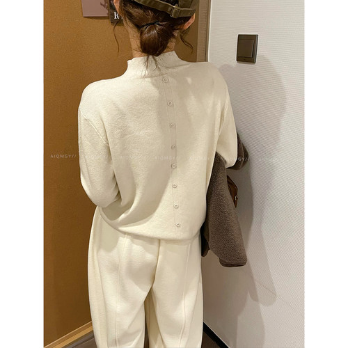 爱情魔鬼鱼长袖圆领羊毛T恤