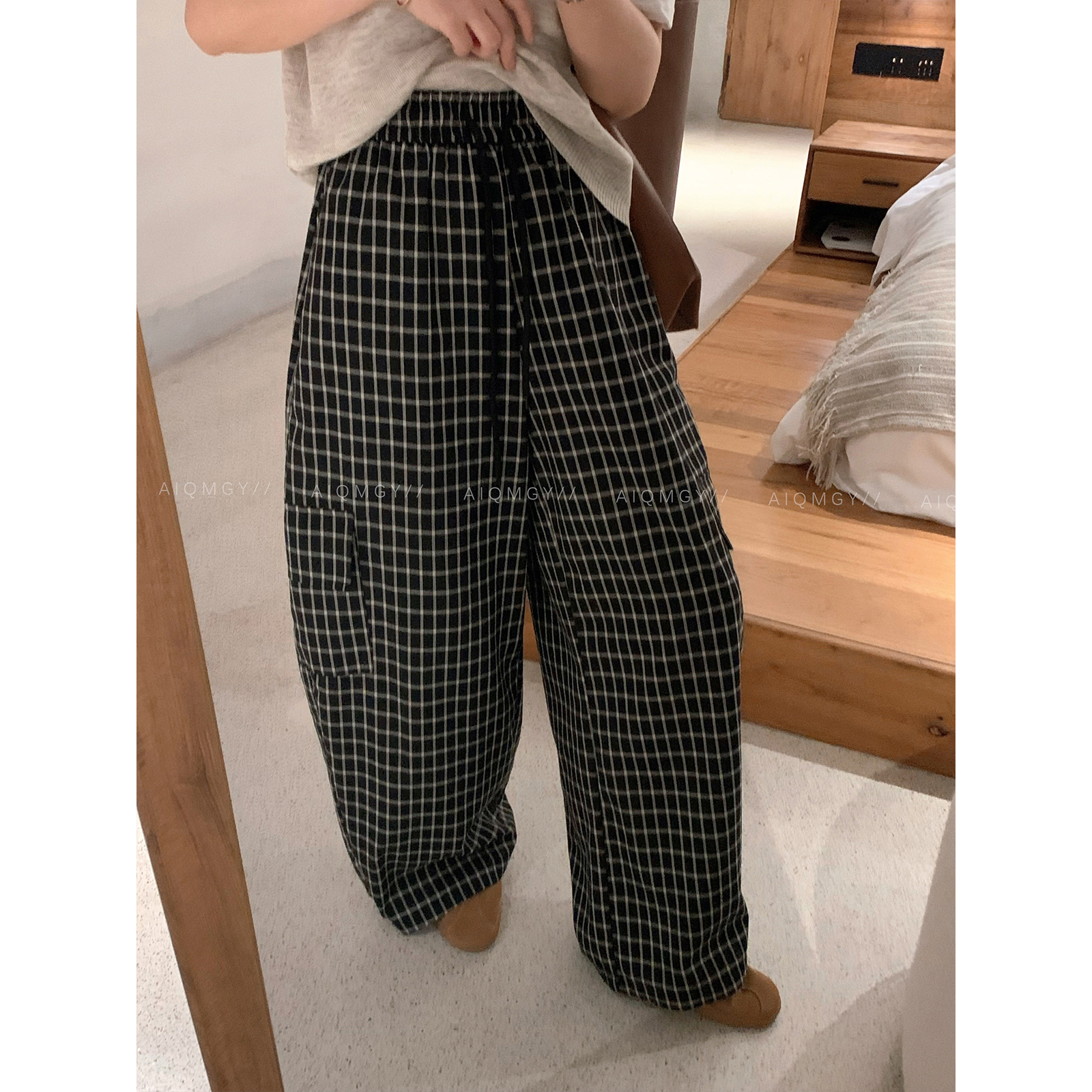 爱情魔鬼鱼松紧腰格子休闲裤