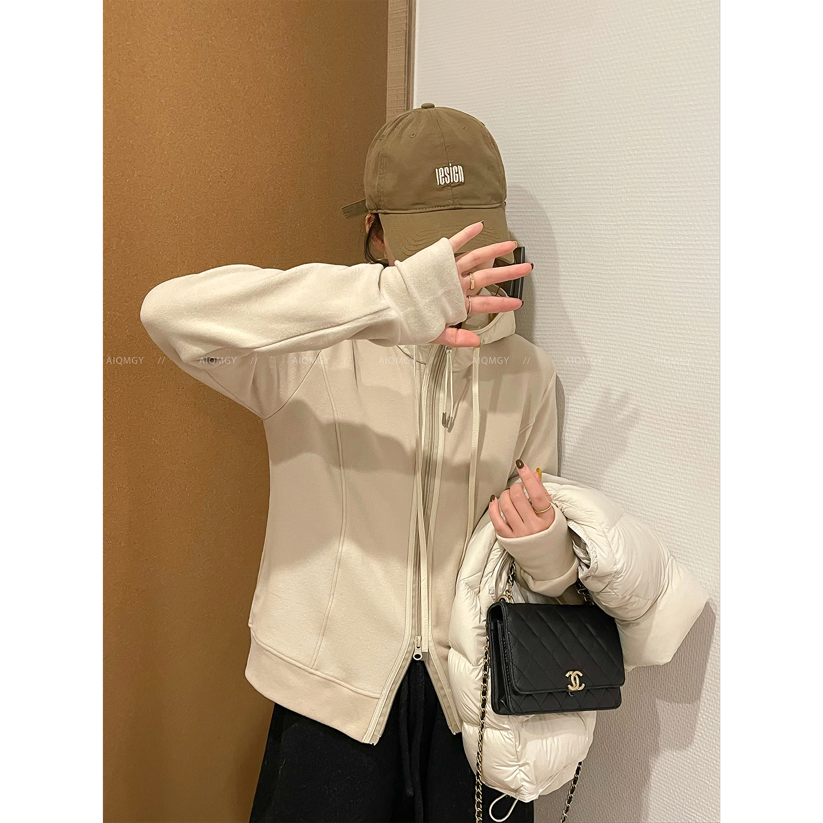 爱情魔鬼鱼连帽德绒卫衣女外套