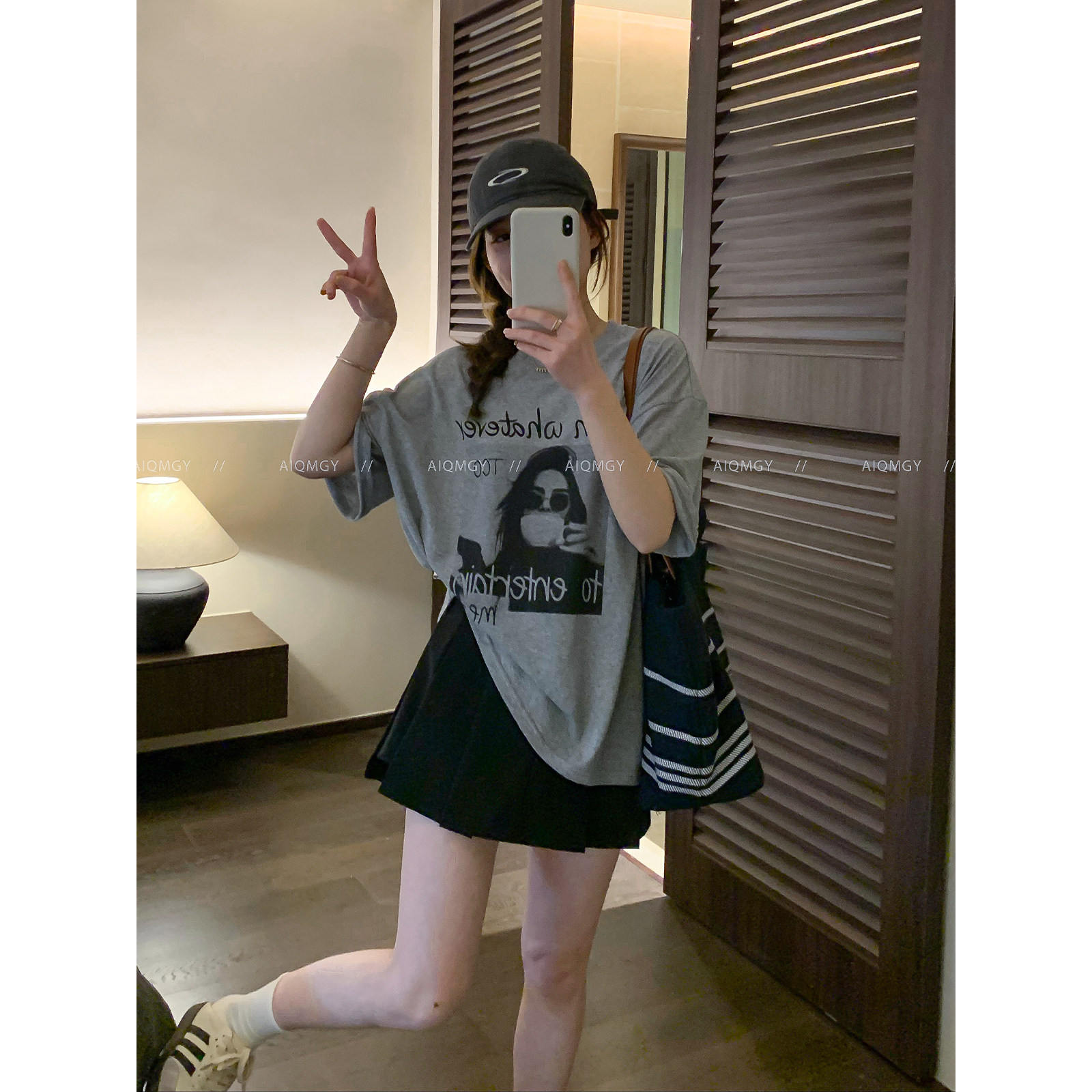 爱情魔鬼鱼 灰色短袖圆领印花T恤女2026夏季新款时尚宽松减龄上衣