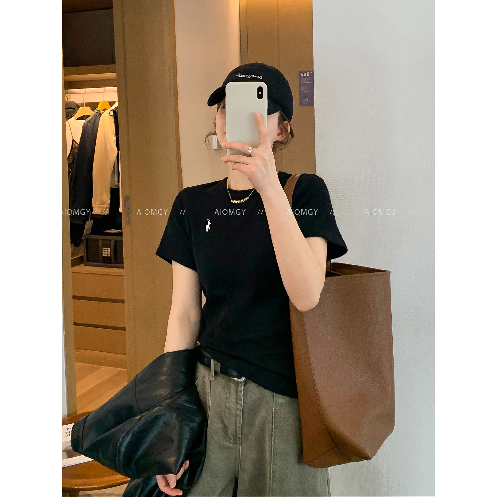 爱情魔鬼鱼 黑色短袖圆领刺绣T恤女2026春季新款韩系简约百搭上衣