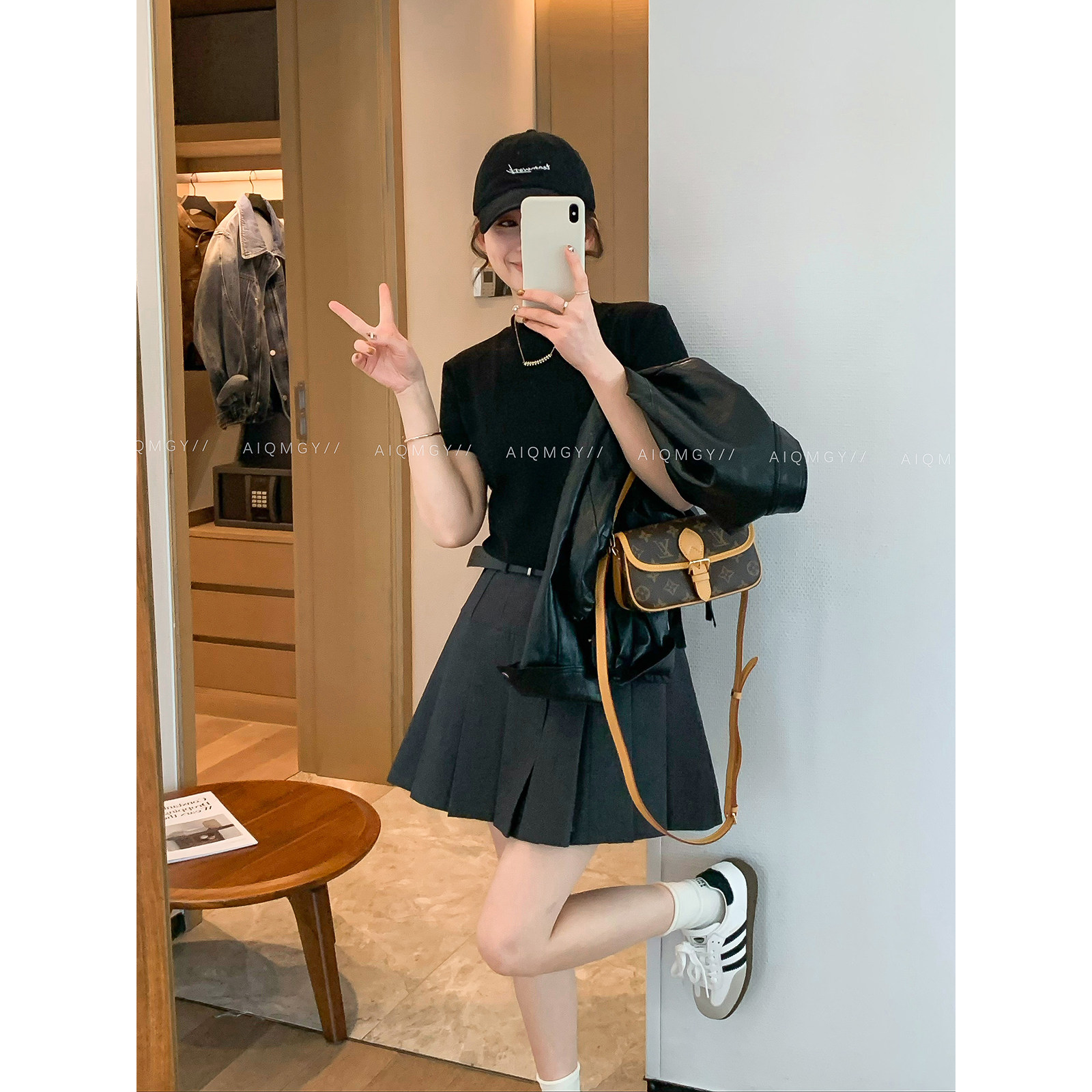 爱情魔鬼鱼 短袖圆领纯色T恤女2026春季新款休闲简约百搭体恤上衣