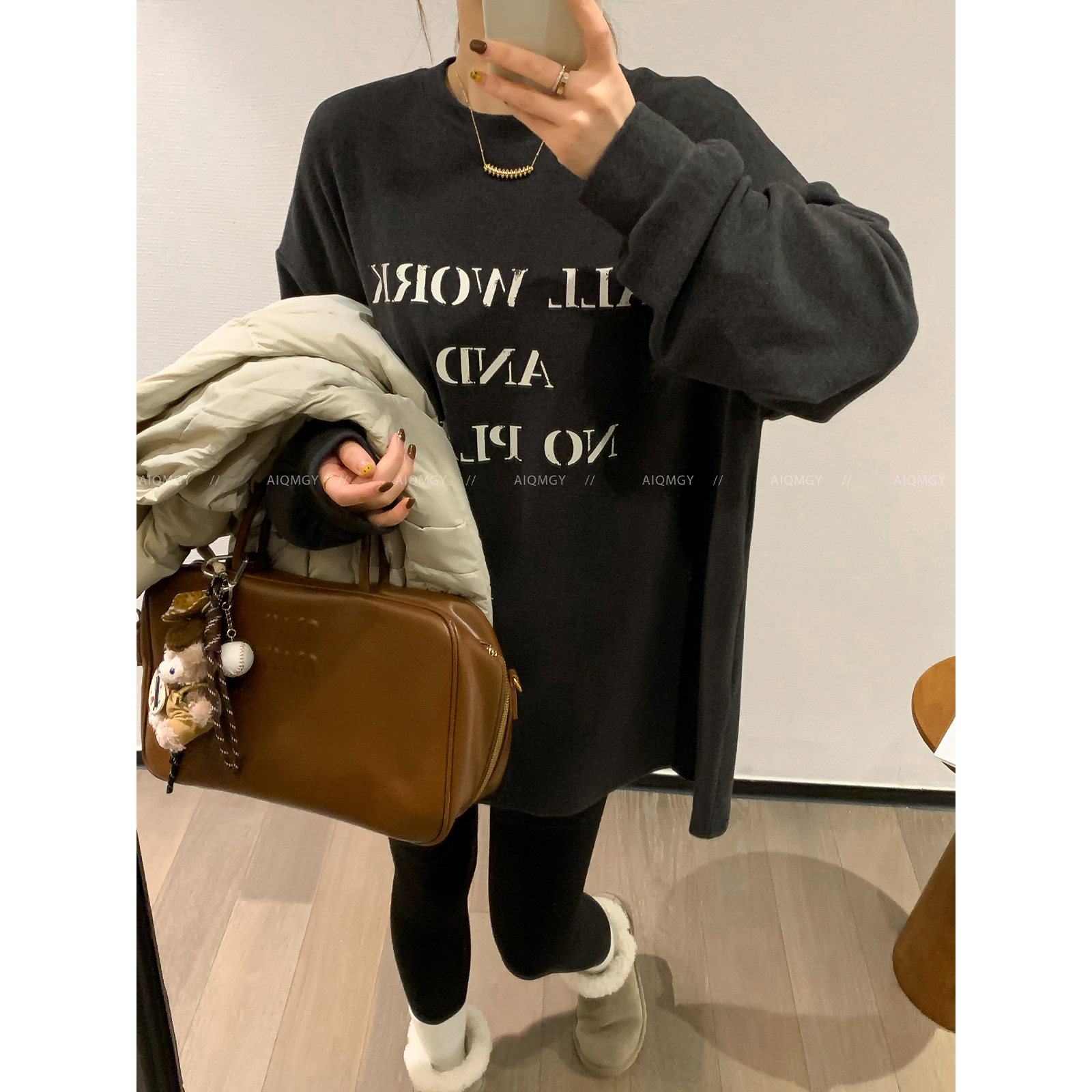 爱情魔鬼鱼 圆领长袖字母印花T恤女2025秋季新款中长款打底衫上衣