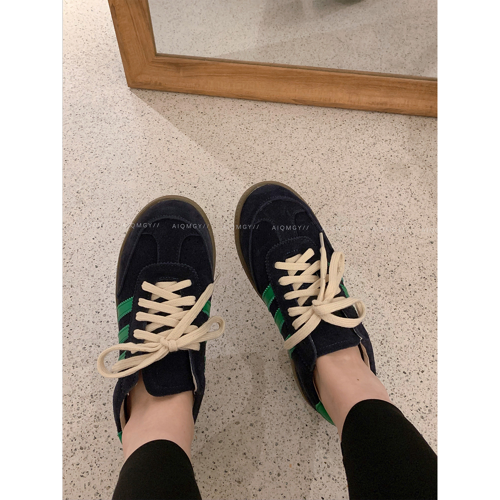 爱情魔鬼鱼复古圆头平底德训鞋