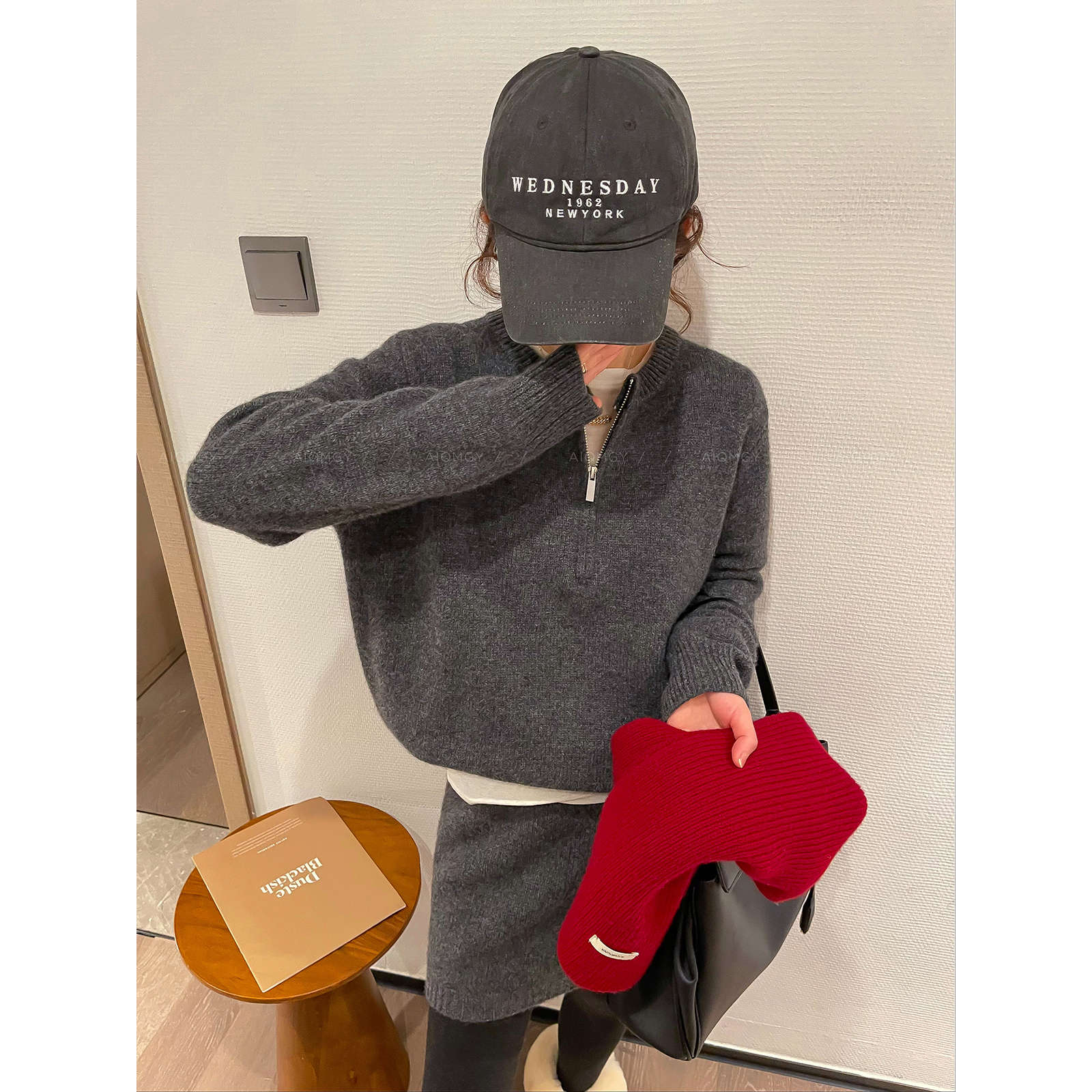 爱情魔鬼鱼羊毛针织衫短裙两件套