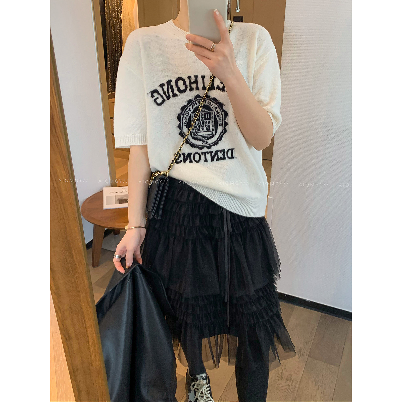 爱情魔鬼鱼 白色短袖字母绵羊毛针织T恤女2026年春季时尚宽松上衣,女装/女士精品,毛针织衫,淘宝优惠券,粉丝福利购,淘宝优惠卷