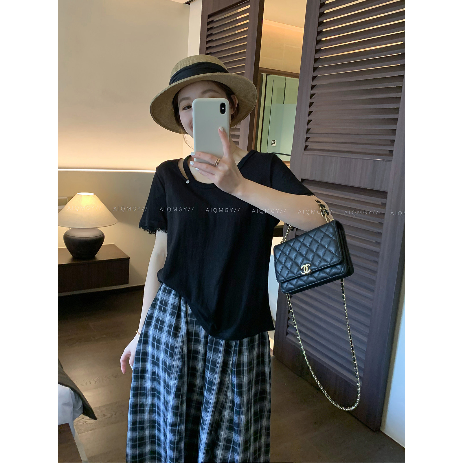 爱情魔鬼鱼 纯色短袖圆领镂空T恤女2026夏季新款时尚宽松显瘦上衣