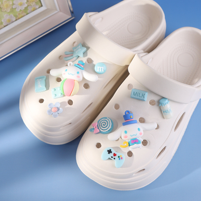 可爱气球狗洞洞鞋花扣适配Crocs