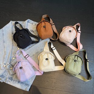 手机包女式 小型便携胸包男斜挎包小型挎包百搭休闲散步包 2025新款