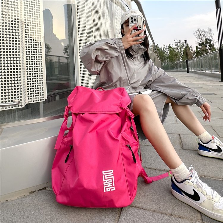旅行双肩包女旅游轻便登山包2025新款时尚书包大容量户外防水背包
