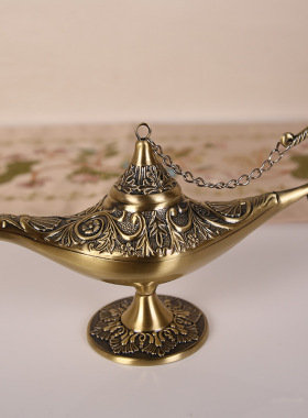 Wishing Lamp Ornament Retro Features Aladdin Magic Lamp