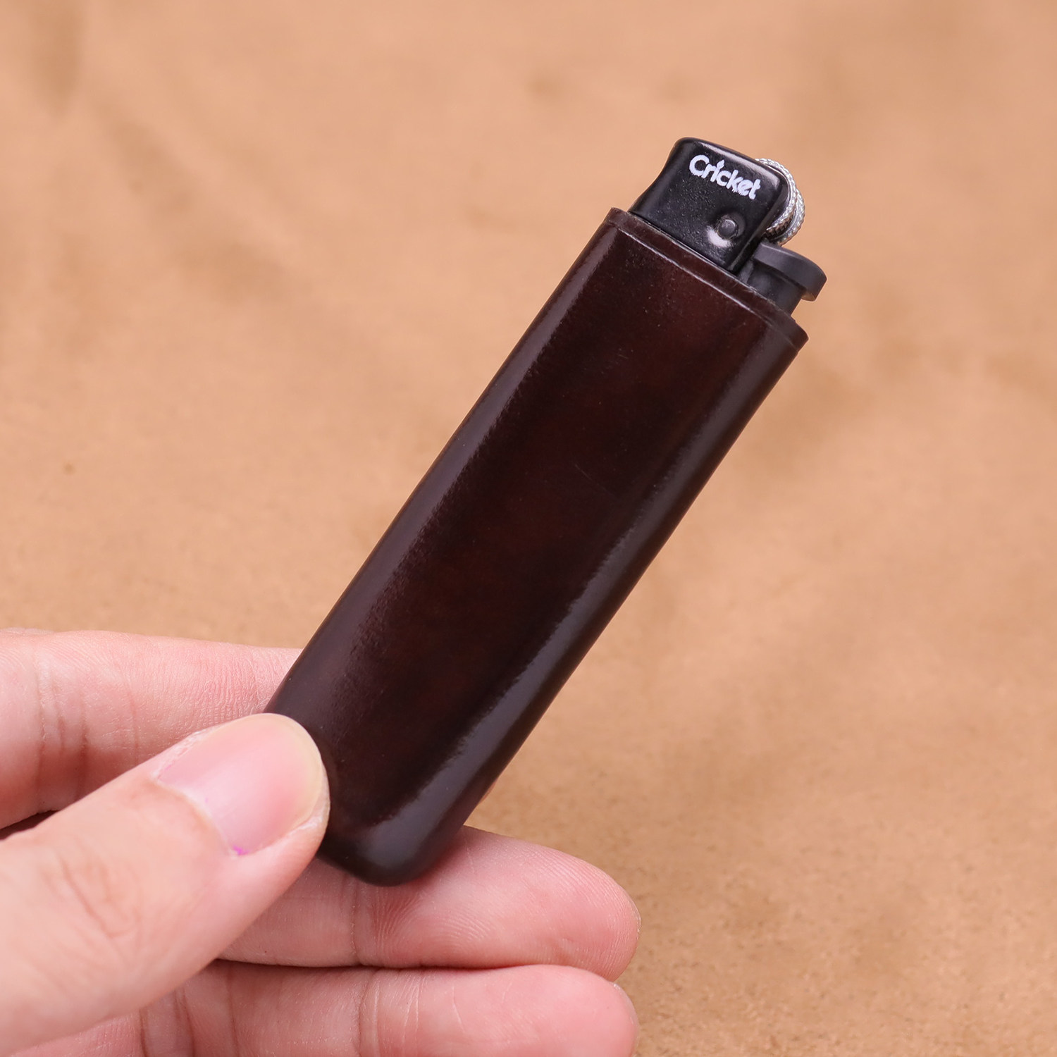 草蜢打火机皮套真皮无缝线更贴合