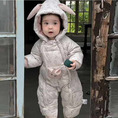 婴儿羽绒服2025新款女宝宝羽绒连体衣秋冬小月龄外出服婴幼儿冬装