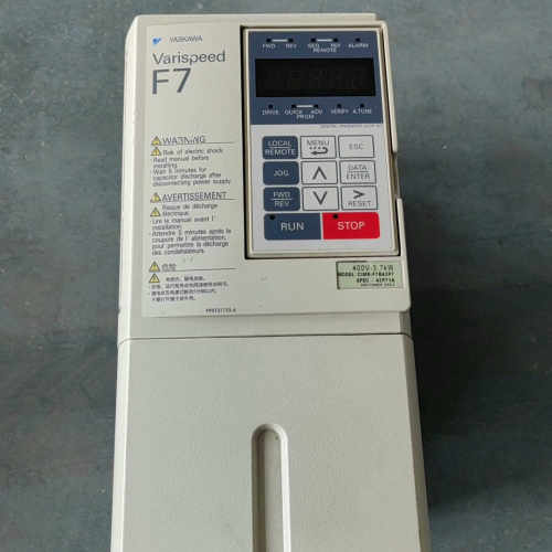 CIMR-F7B43P7 安川F7系列变频器 400V 3.【议价】