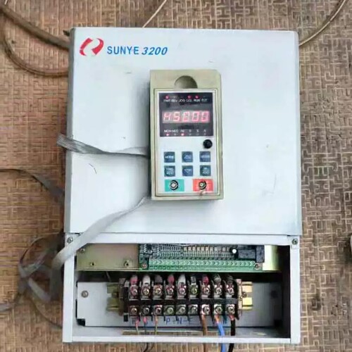 日业变频器18.5kw，SY3200－P018 18.5KW【议价】