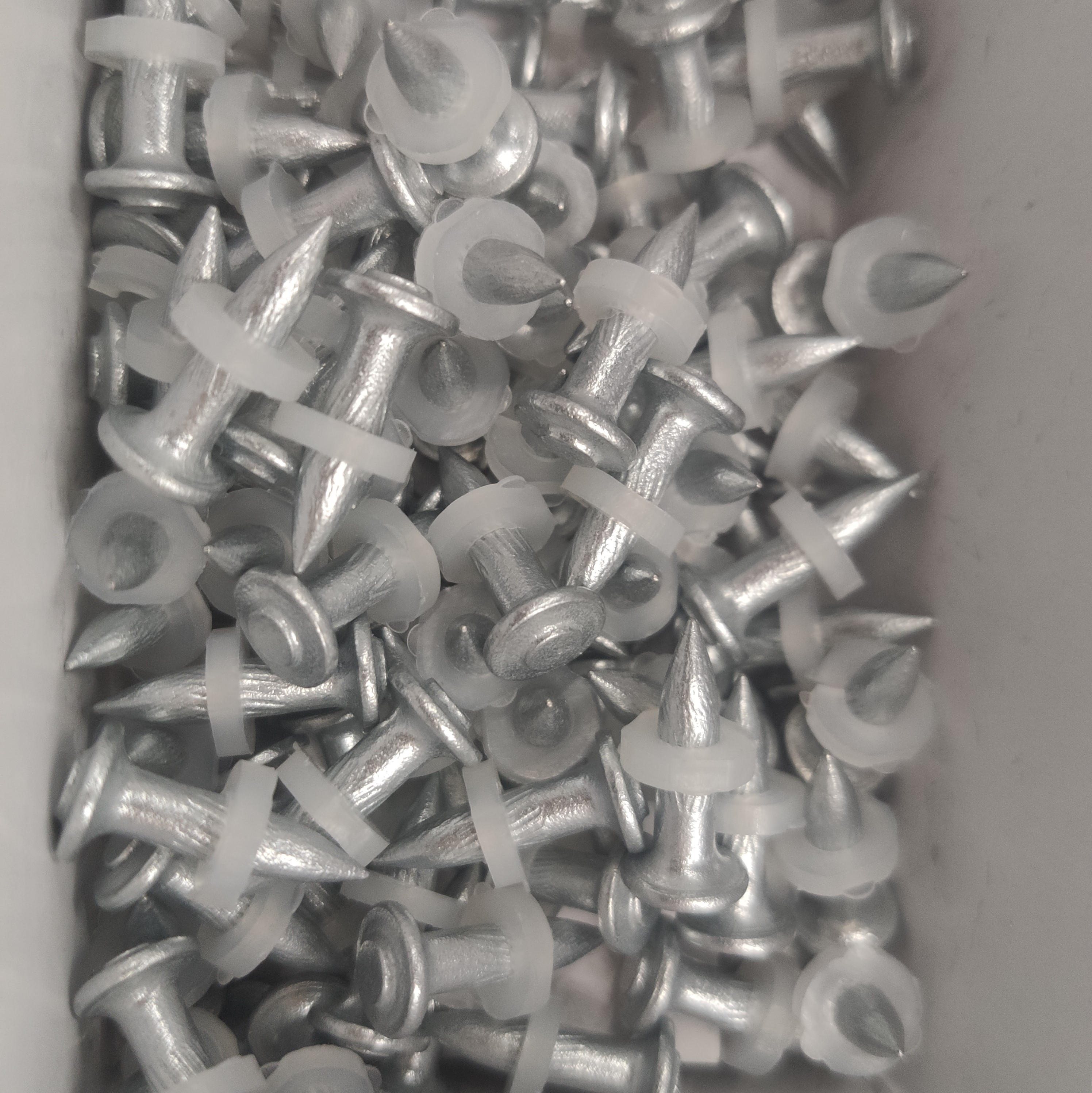 直径4.5用于钢结构固定射钉EDS