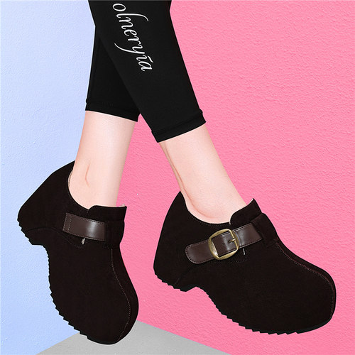 品牌黑色雪地鞋女款2025