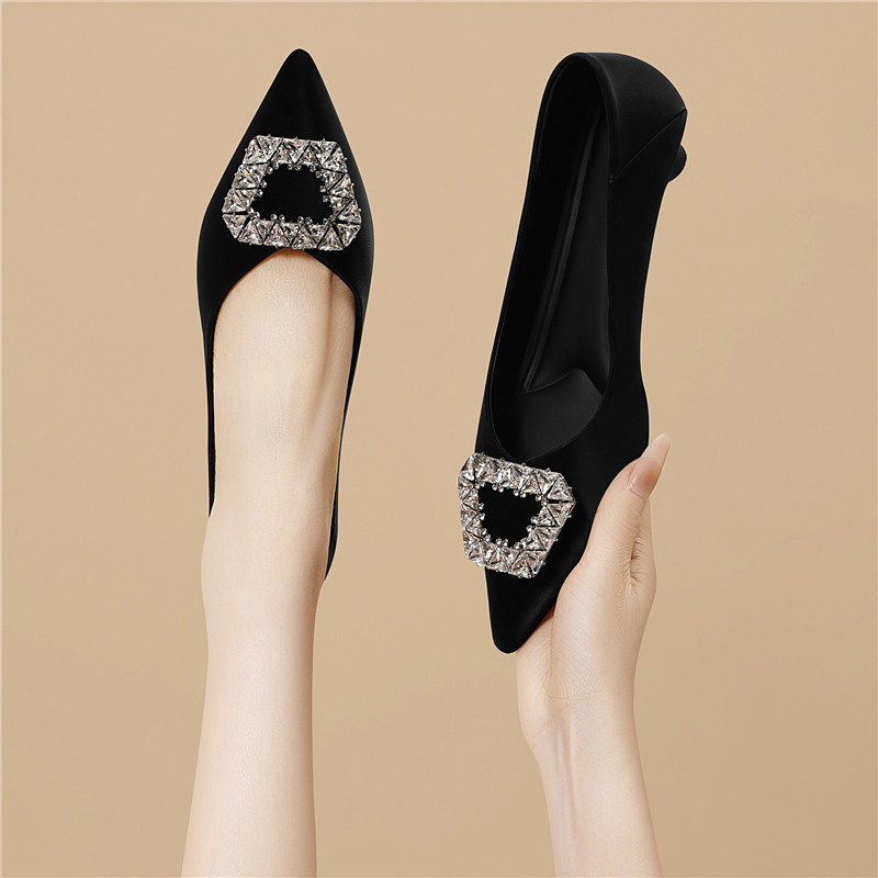 法式尖头单鞋女鞋子2026新款细跟不累脚黑色职业高跟鞋3公分低跟