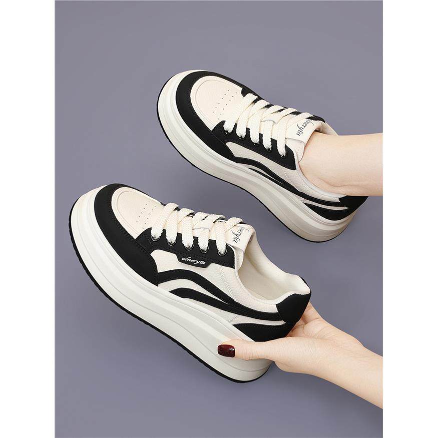 软皮厚底增高板鞋女2025