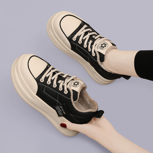 运动鞋休闲鞋2025新款冬季爆款厚底增高软底轻便加绒保暖平底板鞋