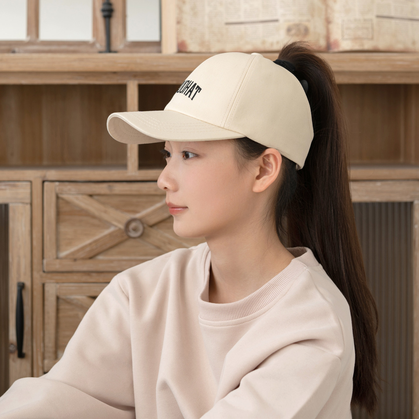 新款扎马尾半空顶棒球帽鸭舌帽女图片