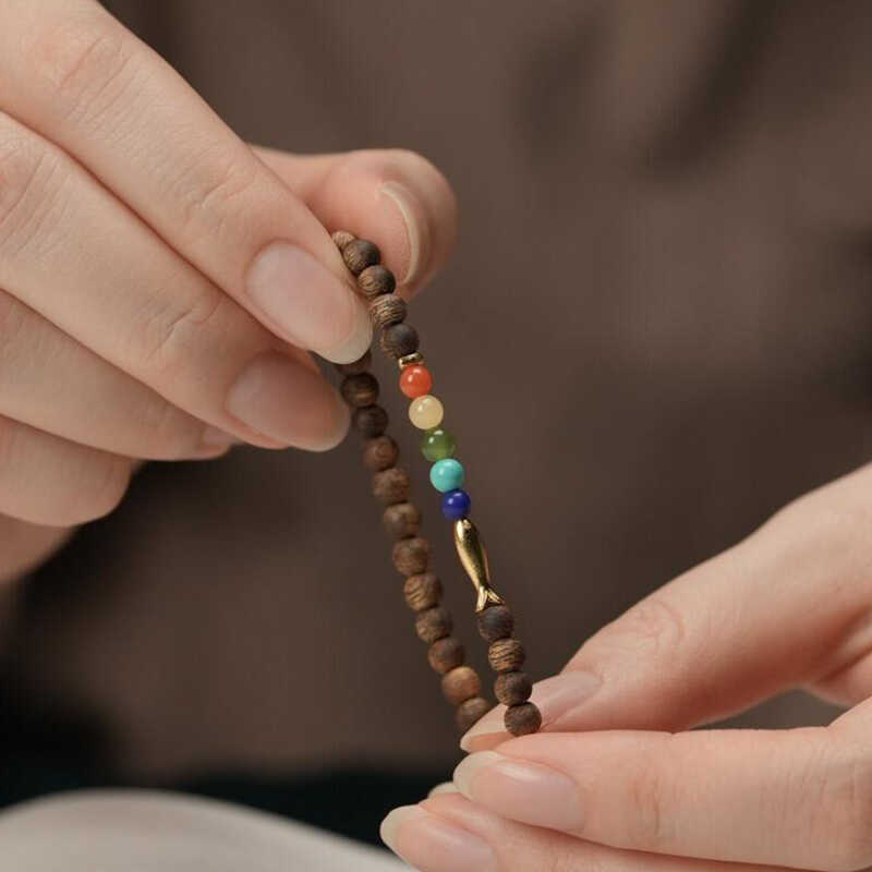 天然奇楠沉香小米珠手串